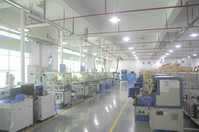 Semi-automatic production workshop